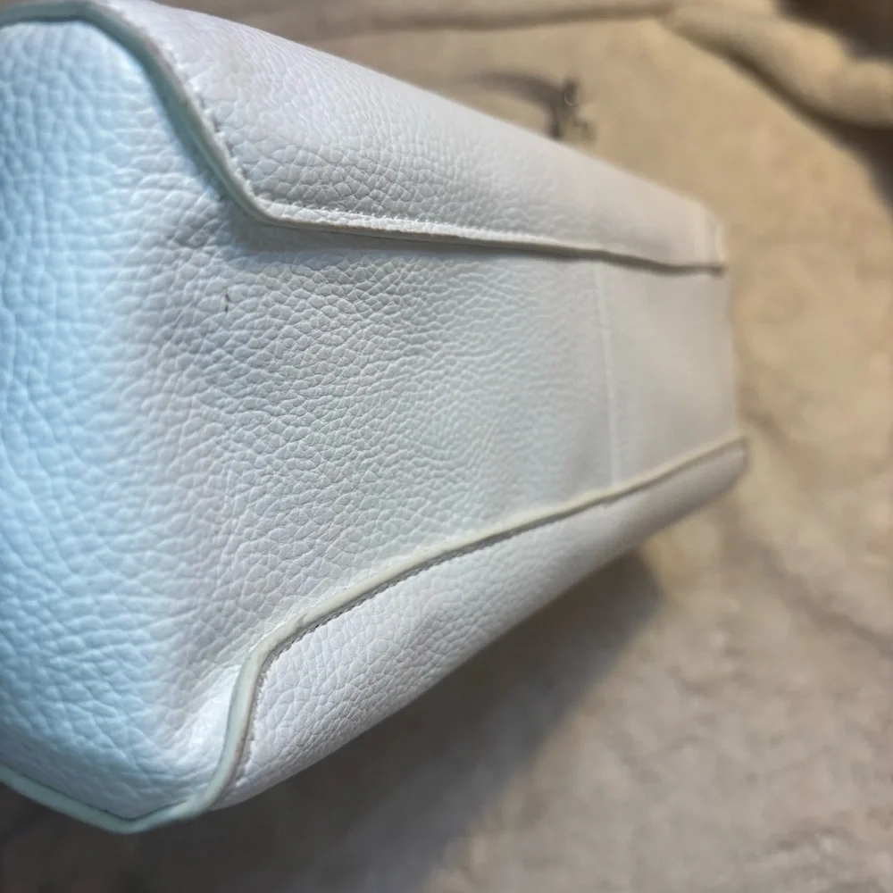 NWT Steve Madden Ivory Satchel/ Crossbody with Silver Chains Vegan Leather New